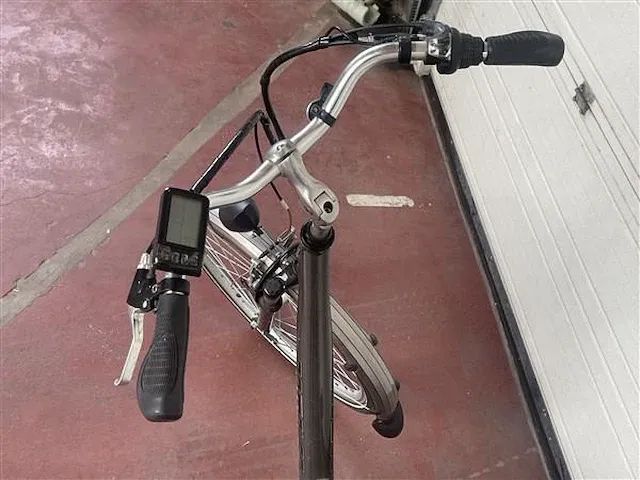 Elektrische vrouwenfiets - afbeelding 3 van  6