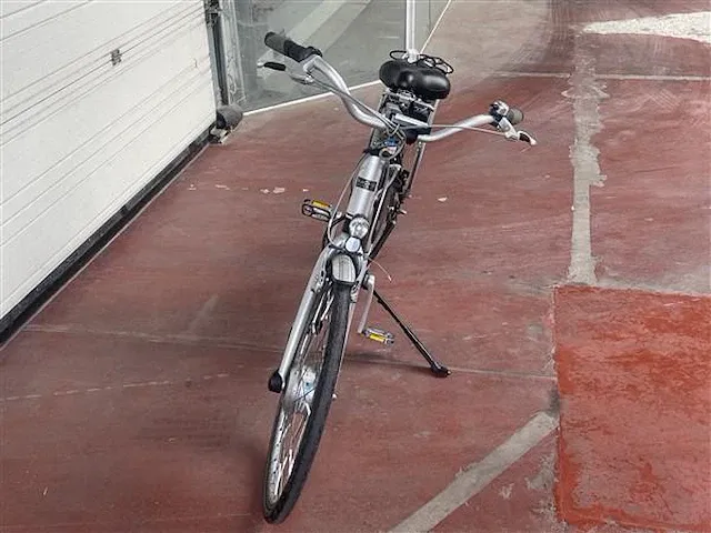 Elektrische vrouwenfiets - afbeelding 3 van  8