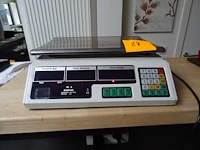Elektrische weegschaal dema - afbeelding 1 van  3