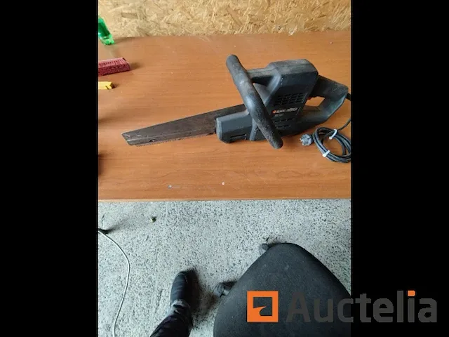 Elektrische zaag black &; decker bd380 - afbeelding 1 van  4