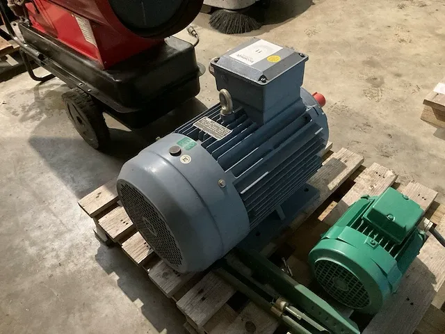 Elektromotor (2x) - afbeelding 2 van  4