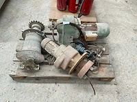 Elektromotor (2x) - afbeelding 1 van  4