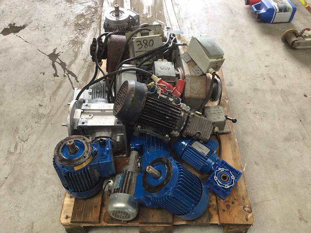 Elektromotor - afbeelding 2 van  3