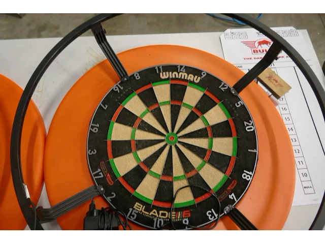 Elektronisch dartsbord winmau - afbeelding 2 van  3