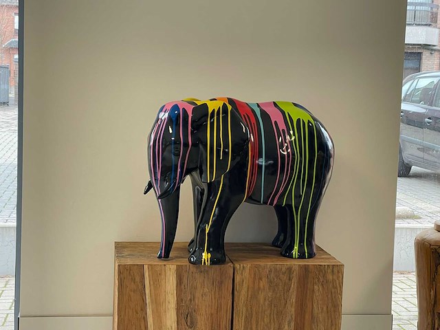 Elephant / olifant h60cm black trash - afbeelding 1 van  2