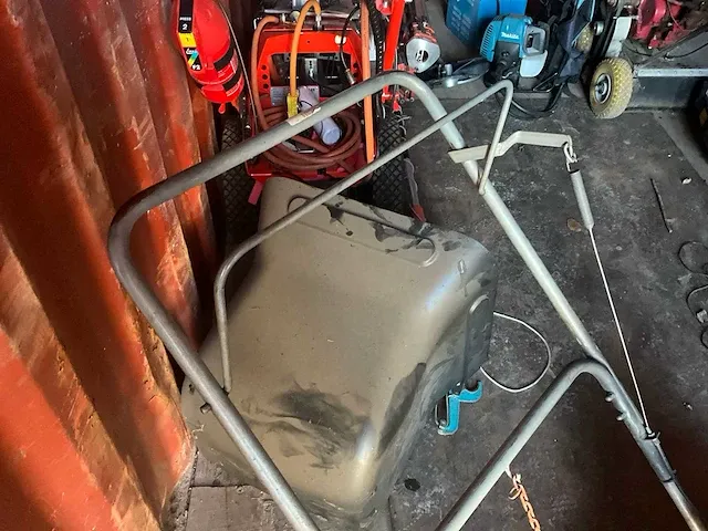 Eliet 500 verticuteermachine - afbeelding 5 van  6