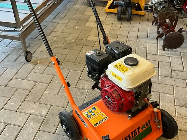 Eliet verticuteermachine - afbeelding 1 van  4