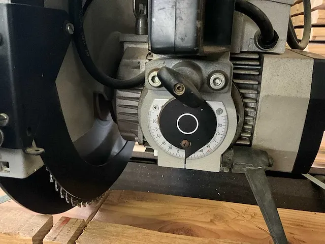 Elu ras 8103a1 afkortcirkelzaagmachine - afbeelding 6 van  10