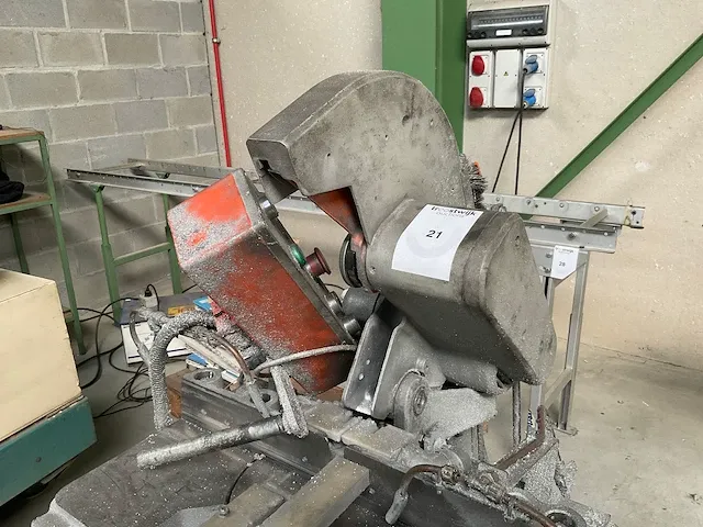 Elumatec afkortcirkelzaagmachine - afbeelding 4 van  4