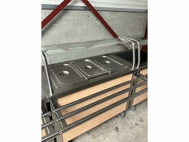 Emainox - warm en koud uitgifte buffet - afbeelding 3 van  26