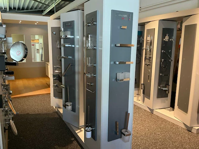 Emco partij diverse badkamer accessoires - afbeelding 1 van  15