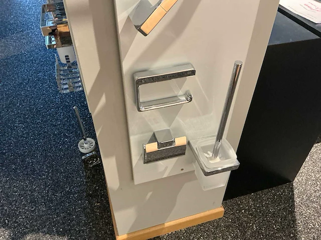 Emco partij diverse badkamer accessoires - afbeelding 2 van  17