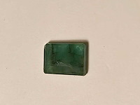 Emerald rechthoekig gevormd-natuurlijk groen gewonnen -4,2 cts - afbeelding 5 van  5