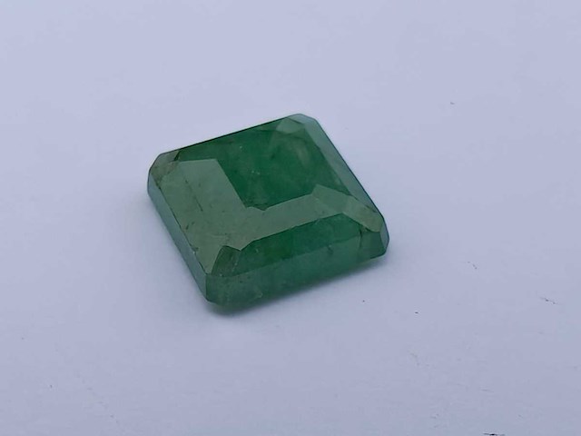 Emerald square shaped-natural green mijnen -4,6 cts - afbeelding 1 van  5