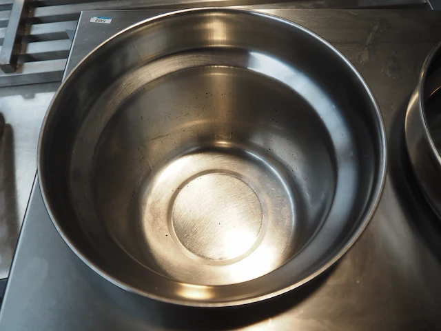 Emga - afbeelding 5 van  8