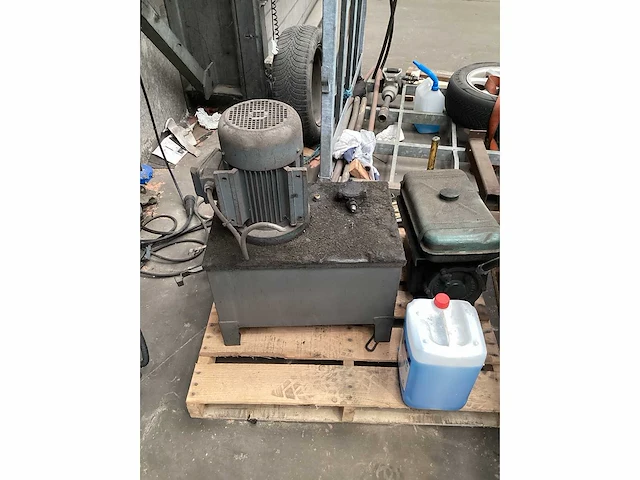 Emi - hydraulische pomp - afbeelding 2 van  6