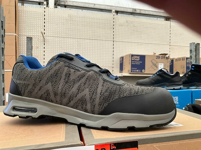 Emma. werkschoenen. (2x) - afbeelding 3 van  3