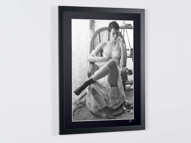 Emmanuelle (1974) - sylvia kristel - erotisch icoon - 70x50 cm - limited edition nr van 30 - afbeelding 4 van  7