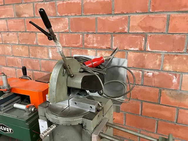 Emmegi - 200a - afkortcirkelzaagmachine - afbeelding 2 van  5