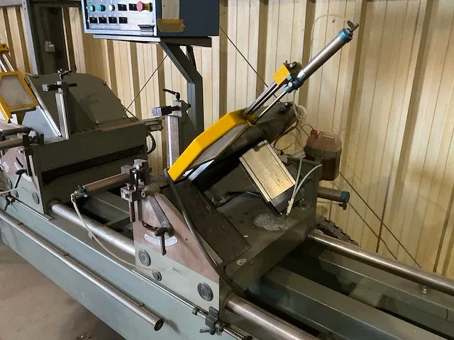 Emmegi nova 450/trd-450-e aluminium dubbel kop afkortcirkelzaagmachine - afbeelding 12 van  16