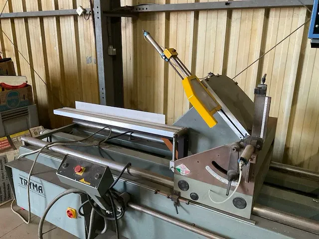 Emmegi nova 450/trd-450-e aluminium dubbel kop afkortcirkelzaagmachine - afbeelding 13 van  16
