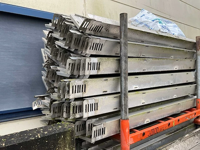 Emmvee es200…250m60 zonnepaneel (257x) - afbeelding 13 van  13