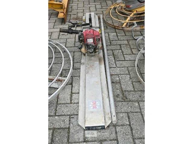 Enar trilbalk / afwerkspaan - afbeelding 1 van  5