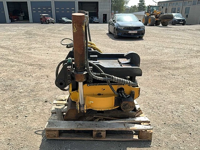 Encon ec30 tiltrotator ander grondverzetmaterieel - afbeelding 9 van  16