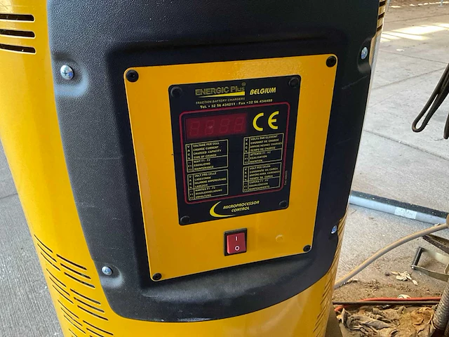 Energic plus ar-d 48-100 batterijlader - afbeelding 3 van  4