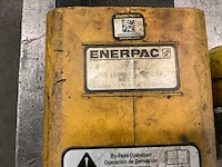 Enerpac handpomp - afbeelding 2 van  2