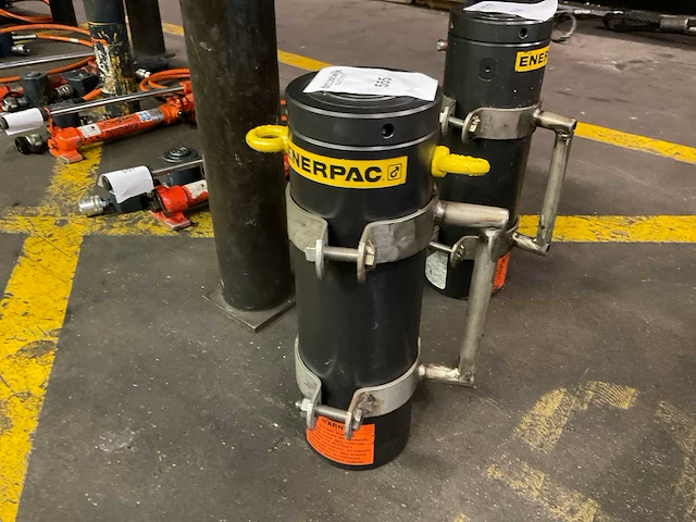 Enerpac oliepomp - afbeelding 1 van  1