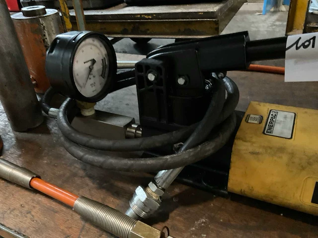 Enerpac si/700 hydraulische pomp met 3 stempels - afbeelding 4 van  5