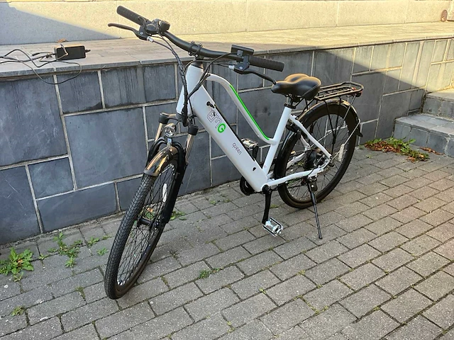 Eng queen - elektrische fiets - afbeelding 1 van  12