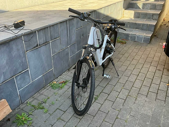 Eng queen - elektrische fiets - afbeelding 6 van  12