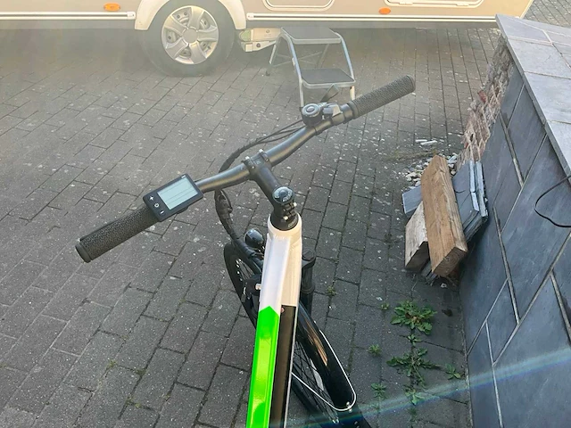 Eng queen - elektrische fiets - afbeelding 11 van  12