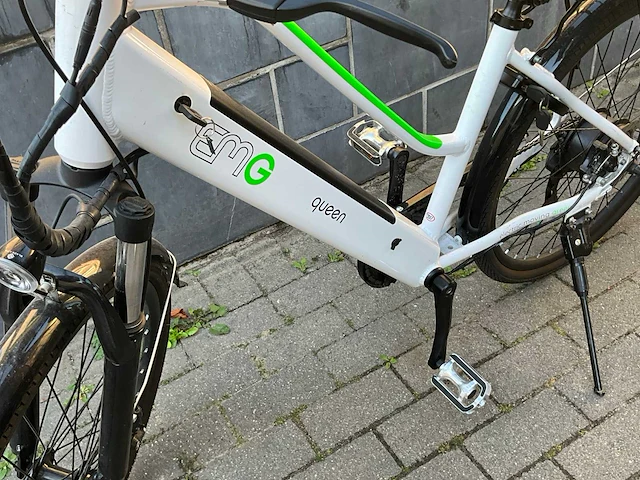 Eng queen - elektrische fiets - afbeelding 12 van  12