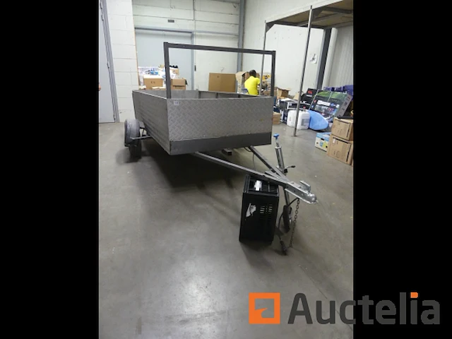 Enkelassige aanhanger 500 kg merk en model onbekend - afbeelding 1 van  12
