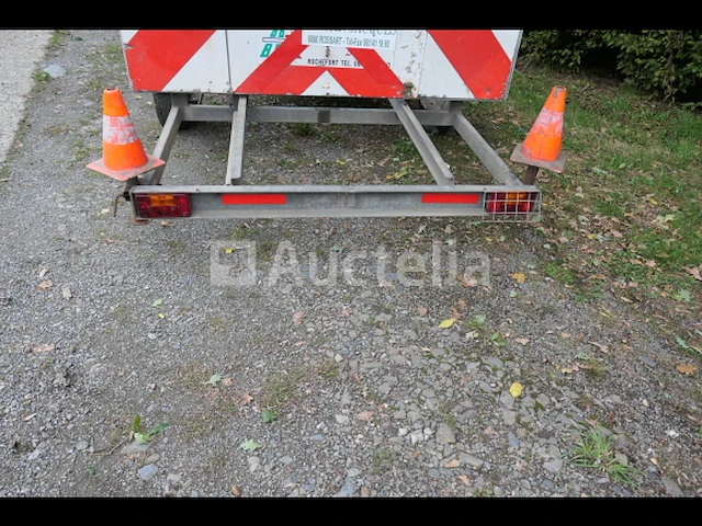 Enkelassige aanhangwagen met signalering - afbeelding 16 van  17