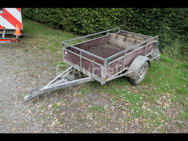 Enkelassige aanhangwagen minder dan 750 kg - afbeelding 1 van  11