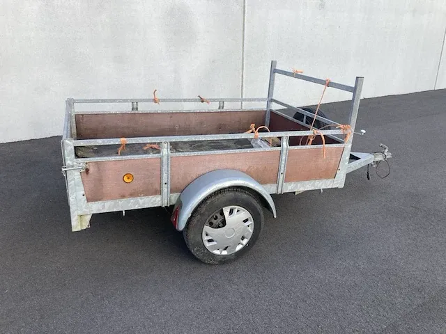 Enkelassige niet geremde aanhangwagen - afbeelding 1 van  6