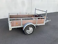 Enkelassige niet geremde aanhangwagen