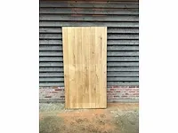 Enkele poort eik vlak op het kader (91,5 cmb x 176 cmh) - afbeelding 3 van  3