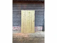 Enkele poort thermowood grenen kader + beplanking geïmpregneerde grenen vlak op het kader ( 109 cmb x 185,5 cmh) - afbeelding 2 van  4