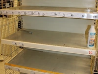Enkelzijdig winkelrek 1 lm+ zijrekjes - afbeelding 1 van  3