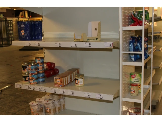 Enkelzijdig winkelrek 1lm + zijrekje - afbeelding 3 van  3