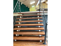 Entresolvloer verdieping hout/staal 330 m2 - afbeelding 33 van  35