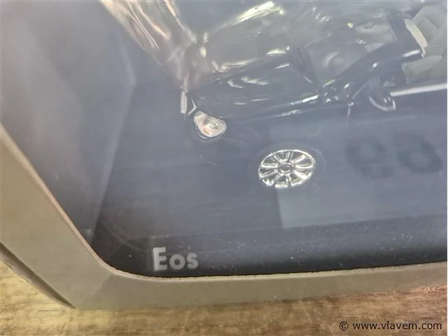 Eos - afbeelding 2 van  3