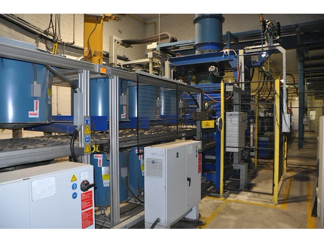 Epb-t furnace gt4 glasstech incl. heating tunnel - afbeelding 35 van  46