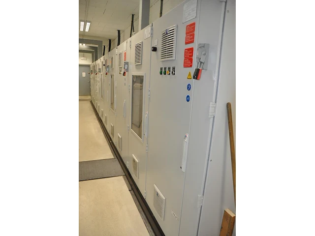 Epb-t furnace gt4 glasstech incl. heating tunnel - afbeelding 39 van  46