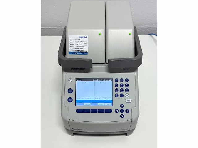 Eppendorf - mastercycler nexus gx2 thermische cycler - afbeelding 2 van  3